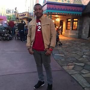 Meet your Posher, Juan alberto